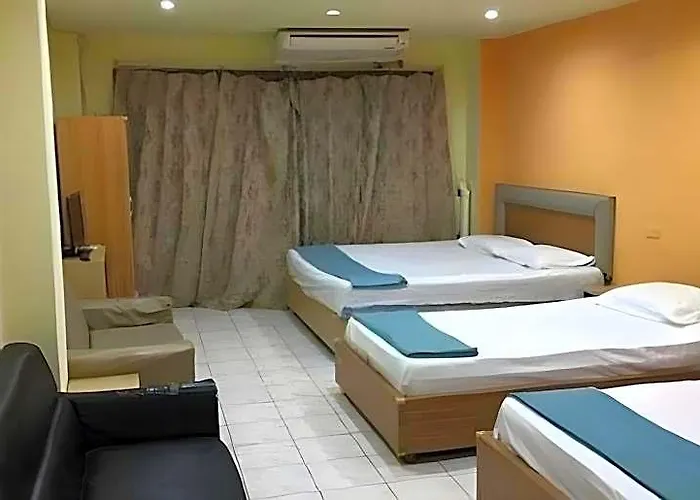 Hotel Oyo 1146 Paris In Bangkok