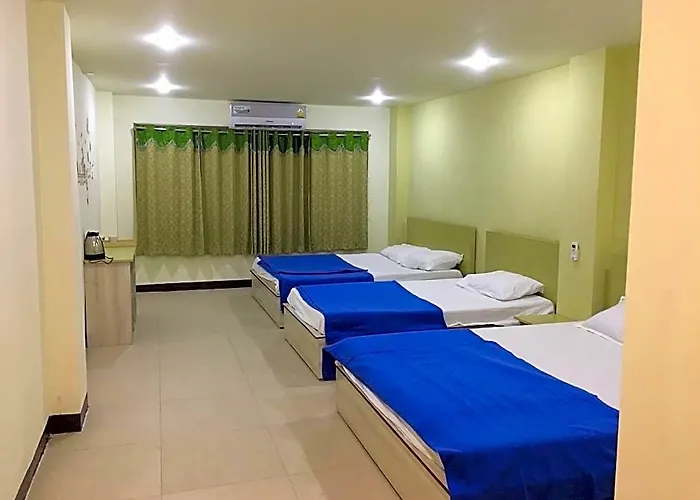 Hotel Oyo 1146 Paris In Bangkok