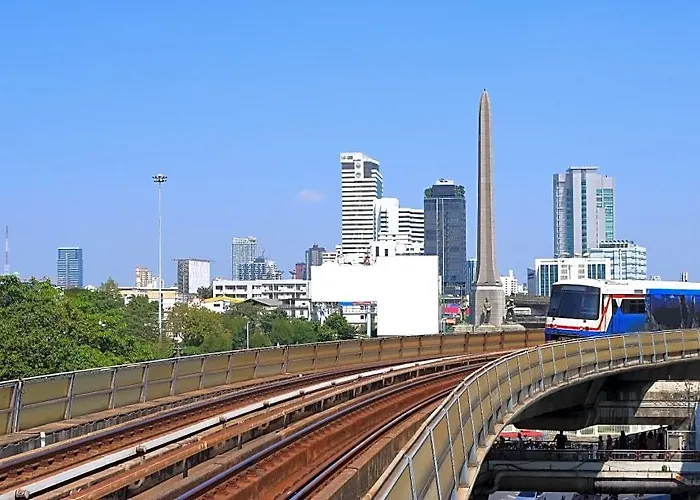 Oyo 1146 Paris In 2* Bangkok