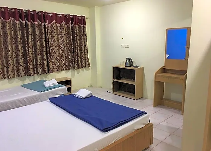 Hotel Oyo 1146 Paris In 2*