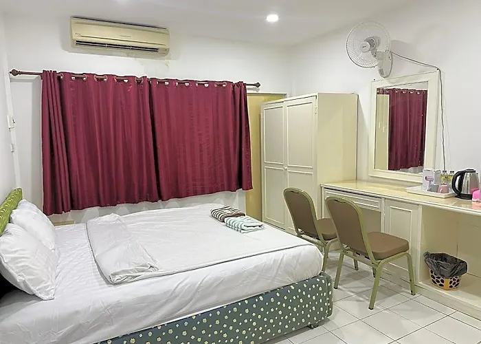 Hotel Oyo 1146 Paris In 2*