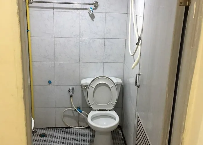 Hotel Oyo 1146 Paris In Bangkok